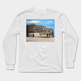 Regal Corner, Beverley Long Sleeve T-Shirt